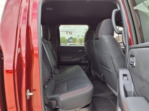 Used 2023 Nissan Frontier PRO-4X w/ Pro Convenience Package AWD/4WD image 29