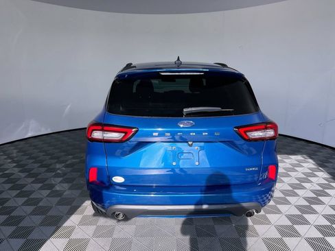 Used 2023 Ford Escape ST-Line AWD/4WD image 3