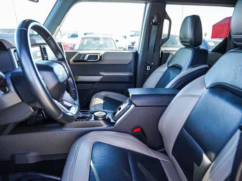 Used 2023 Ford Bronco Wildtrak image 18