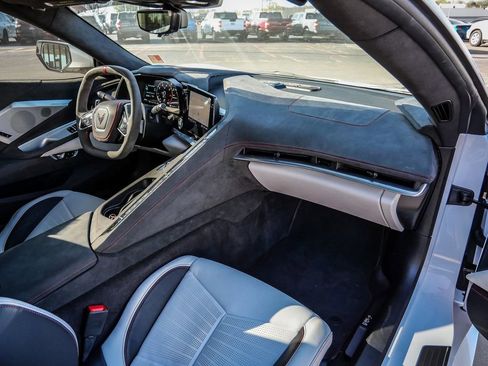 Used 2023 Chevrolet Corvette Stingray Premium Cpe image 21