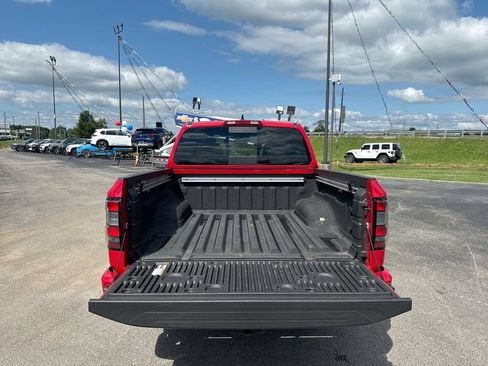 Used 2023 Nissan Frontier SV w/ SV Convenience Package AWD/4WD image 17