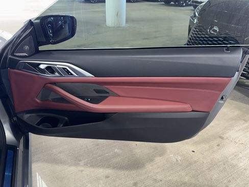Used 2024 BMW 430i Convertible w/ Premium Package image 9