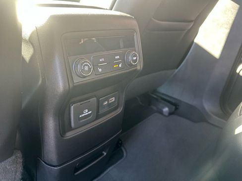 Used 2020 GMC Acadia Denali w/ Technology Package image 14