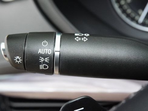 Used 2023 Cadillac XT4 Luxury w/ Cold Weather Package image 26