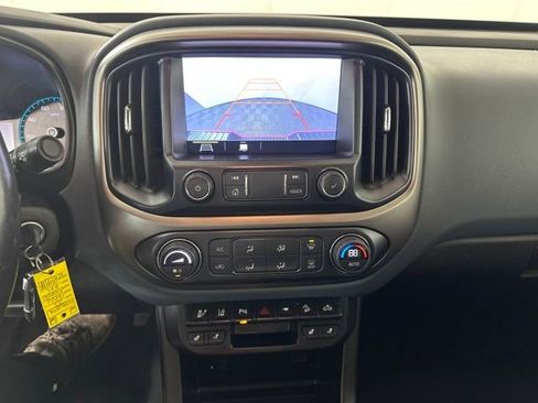 Used 2022 Chevrolet Colorado Z71 w/ Trail Boss Package image 22