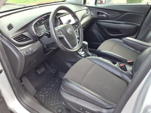 Used 2020 Buick Encore Preferred w/ Safety Package FWD image 13