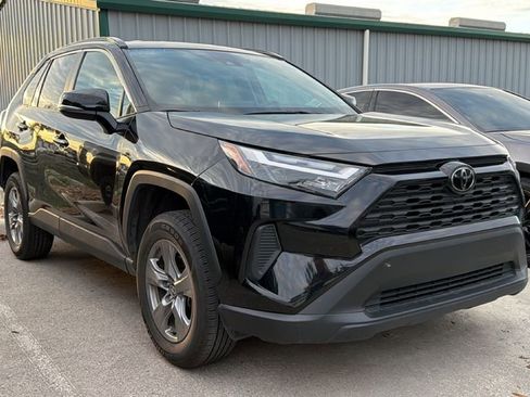 Used 2024 Toyota RAV4 XLE image 3