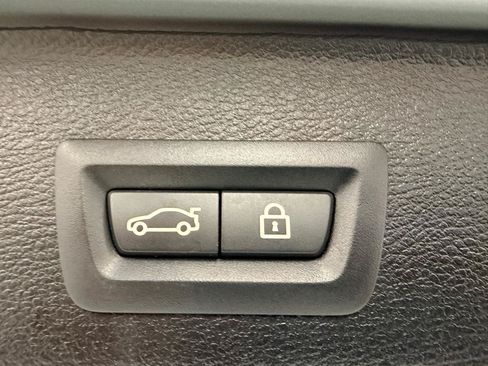 Used 2017 BMW X3 sDrive28i RWD image 24