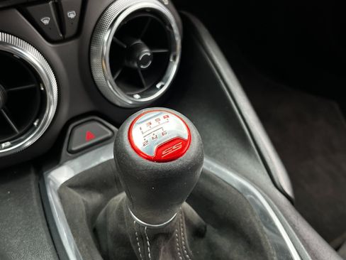 Used 2018 Chevrolet Camaro SS image 26