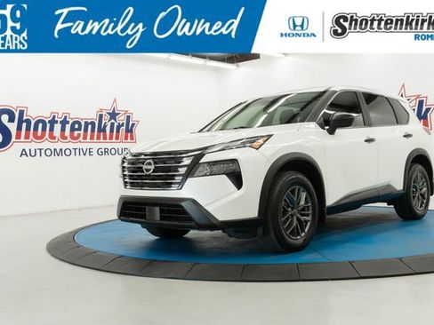 Used 2024 Nissan Rogue S FWD image 1
