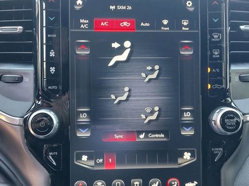 Certified 2021 RAM 2500 Laramie AWD/4WD image 16