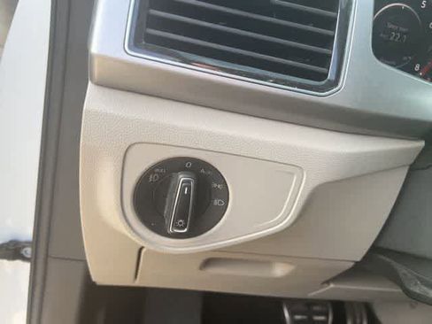 Used 2019 Volkswagen Atlas SEL R-Line image 11