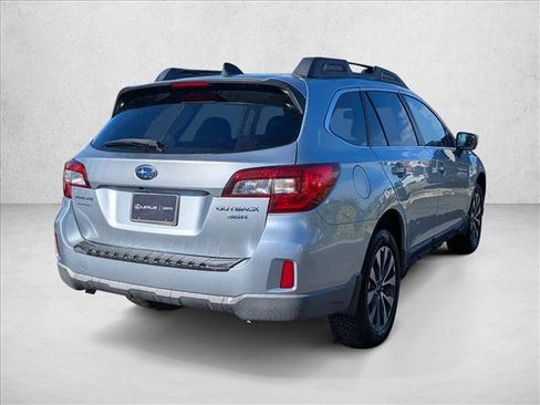Used 2016 Subaru Outback 3.6R Limited image 5