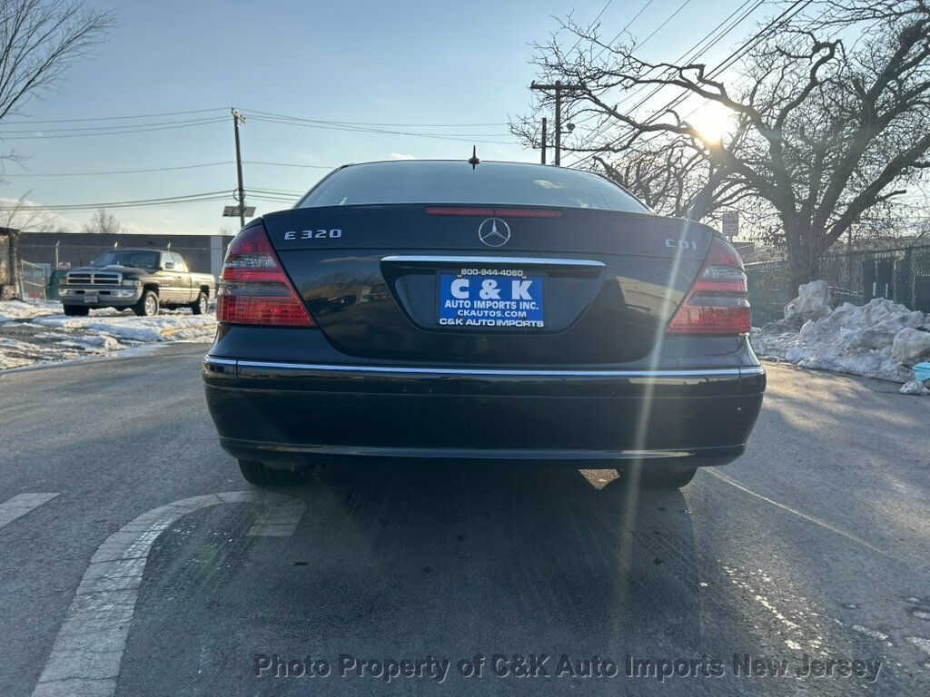 Used 2006 Mercedes-Benz E 320 CDI Sedan image 12
