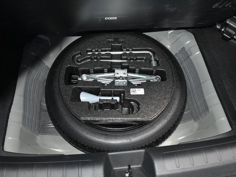 Used 2025 Honda Civic LX image 33