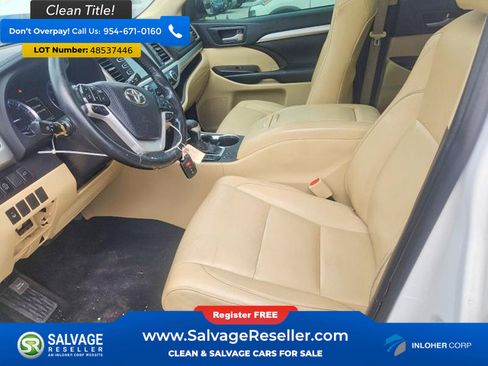 Used 2019 Toyota Highlander XLE FWD image 9