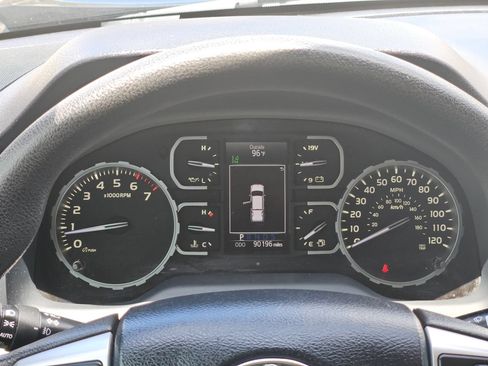 Used 2019 Toyota Tundra SR5 w/ SR5 Upgrade Package RWD image 24