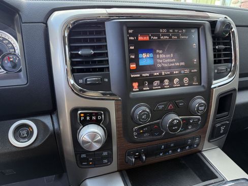 Used 2014 RAM 1500 Laramie w/ Convenience Group AWD/4WD image 15