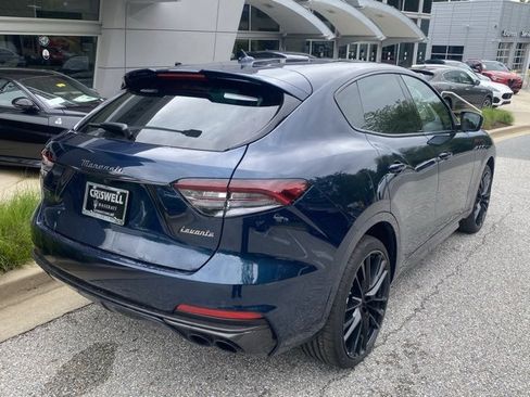 New 2024 Maserati Levante Trofeo image 5