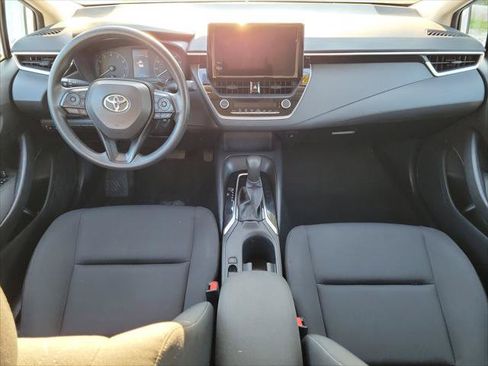 Used 2024 Toyota Corolla LE FWD image 9
