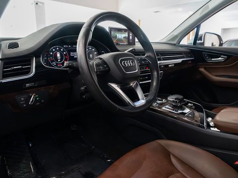 Used 2018 Audi Q7 3.0T Premium Plus w/ Premium Plus Package AWD/4WD image 18