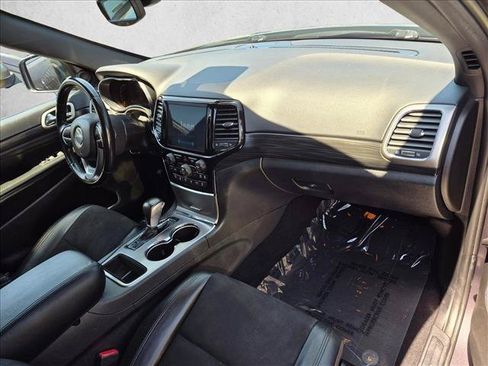 Used 2021 Jeep Grand Cherokee Laredo X AWD/4WD image 17