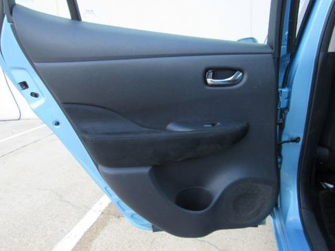 Used 2015 Nissan Leaf S w/ Charge Package image 14