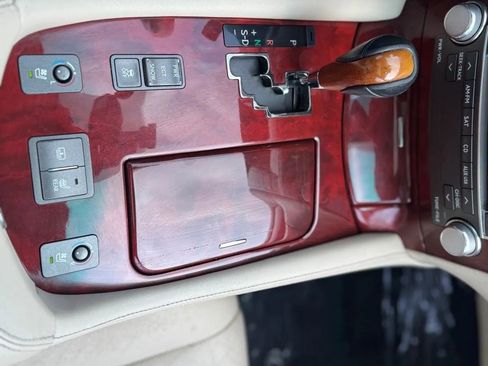 Used 2012 Lexus LS 460 AWD image 19