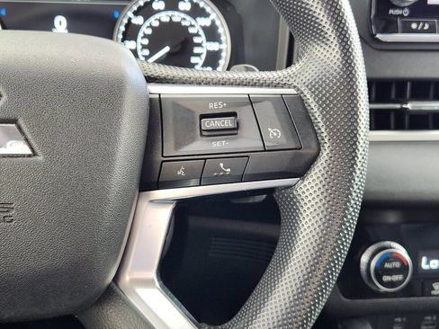 Used 2022 Mitsubishi Outlander ES AWD/4WD image 19