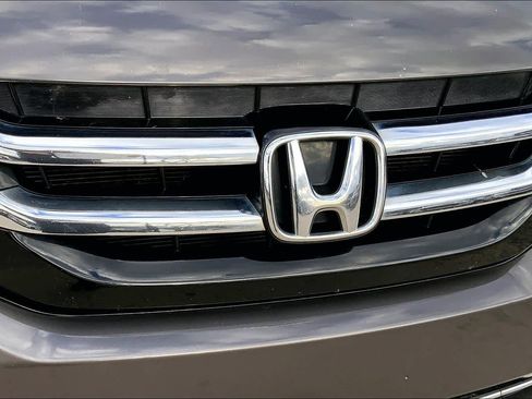 Used 2016 Honda Odyssey EX-L image 29