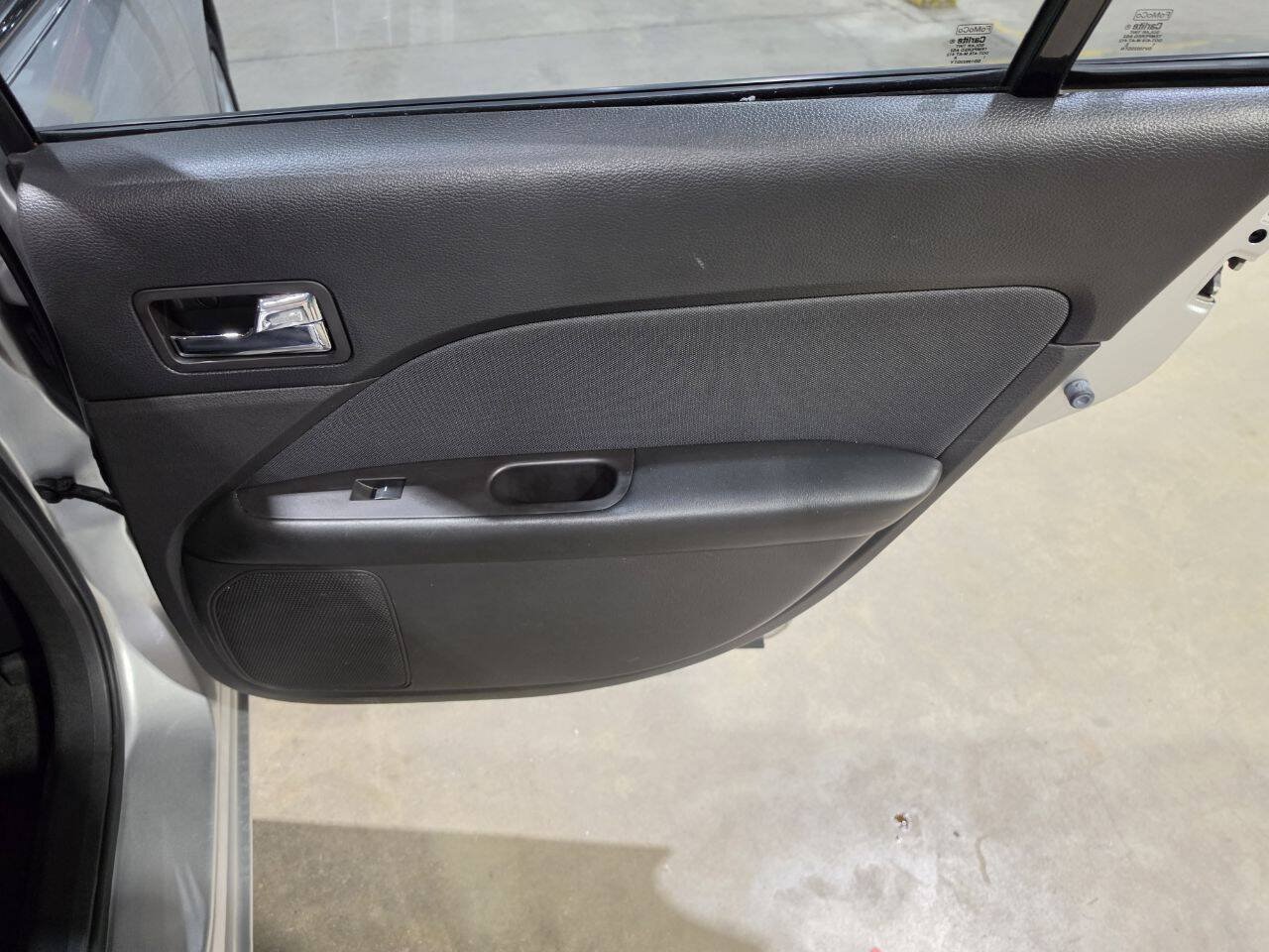 Used 2012 Ford Fusion SE FWD image 31