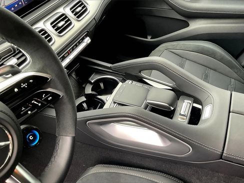 New 2025 Mercedes-Benz GLE 53 AMG 4MATIC Coupe image 8