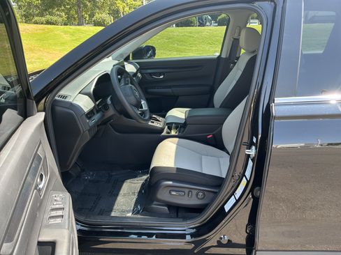 Used 2026 Honda CR-V EX image 16
