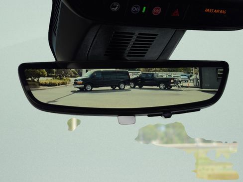 New 2026 Chevrolet Equinox LT w/ Safety and Technology Package FWD image 25