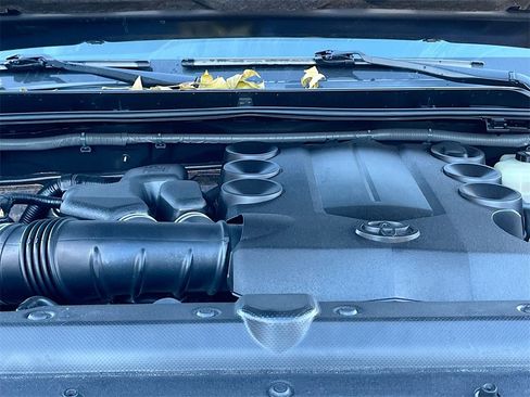 Used 2020 Toyota 4Runner TRD Off-Road Premium image 31