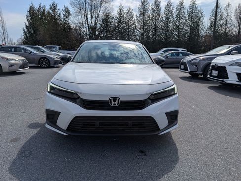 Used 2023 Honda Civic Sport image 8