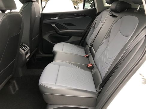 New 2026 Volkswagen Tiguan SE AWD/4WD image 33