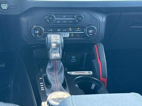 Certified 2025 Ford Bronco Heritage Edition AWD/4WD image 20