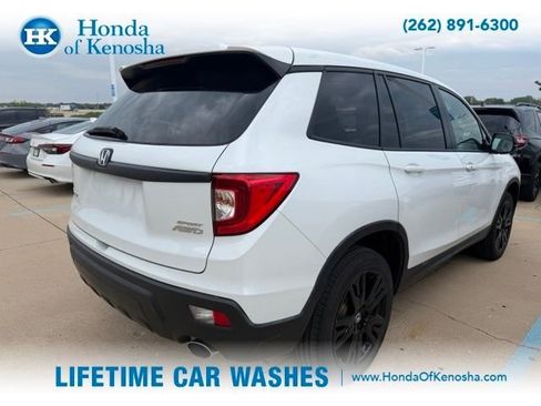 Used 2021 Honda Passport Sport image 2