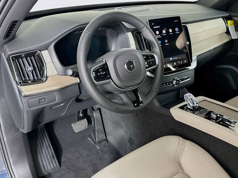 New 2026 Volvo XC90 B5 Plus w/ Protection Package AWD/4WD image 9