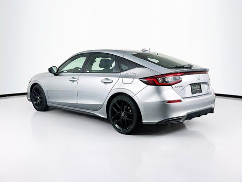 Used 2025 Honda Civic Sport image 5