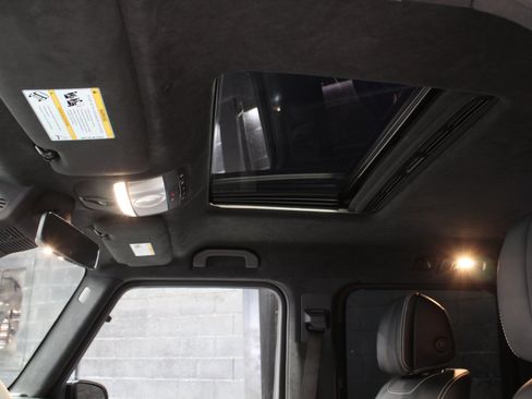 Used 2021 Mercedes-Benz G 550 image 24