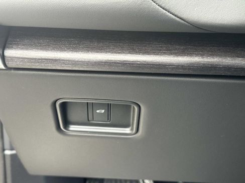 New 2026 Land Rover Range Rover SE AWD/4WD image 31
