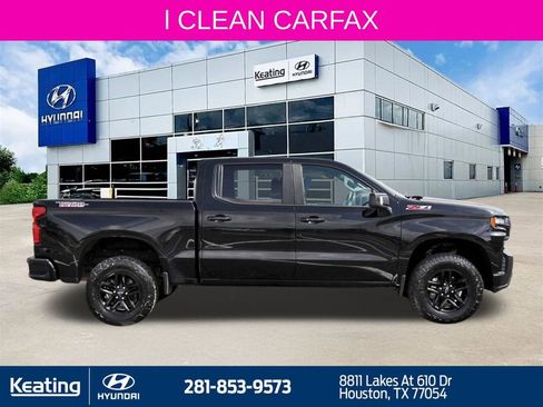Used 2021 Chevrolet Silverado 1500 LT Trail Boss w/ Convenience Package II AWD/4WD image 4