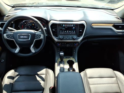 Used 2017 GMC Acadia Denali w/ Technology Package AWD/4WD image 14