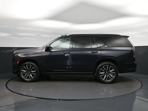 Used 2022 Cadillac Escalade Sport w/ Touring Package AWD/4WD image 4