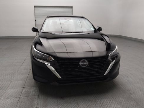 Used 2025 Nissan Sentra SV FWD image 14