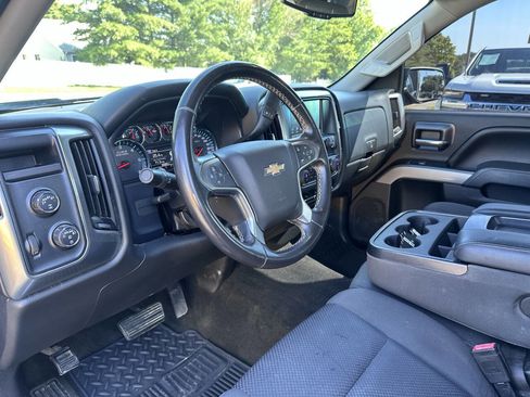 Used 2017 Chevrolet Silverado 1500 LT w/ All Star Edition AWD/4WD image 19