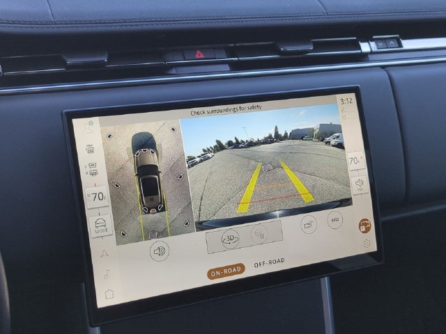 Certified 2025 Land Rover Range Rover SE AWD/4WD image 10