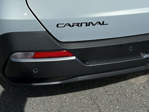 New 2026 Kia Carnival SX Prestige FWD image 27